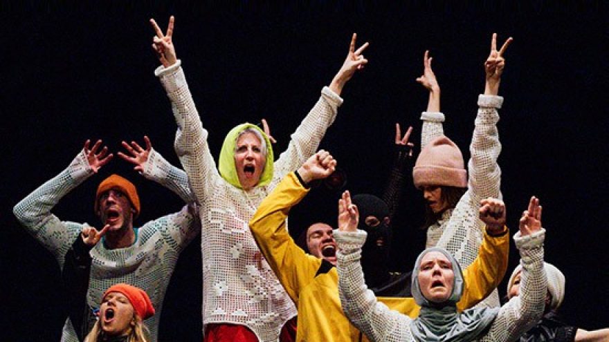 FLOCKING | Šeiko šokio teatras | Klaipėda