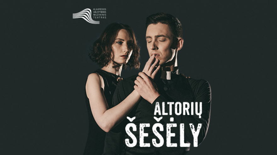 “Altorių šešėly“